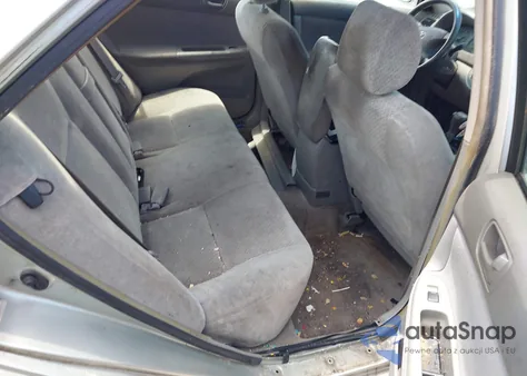 2002 Toyota Camry Le/Se/Xle from USA, damaged, VIN JTDBE32K520113147